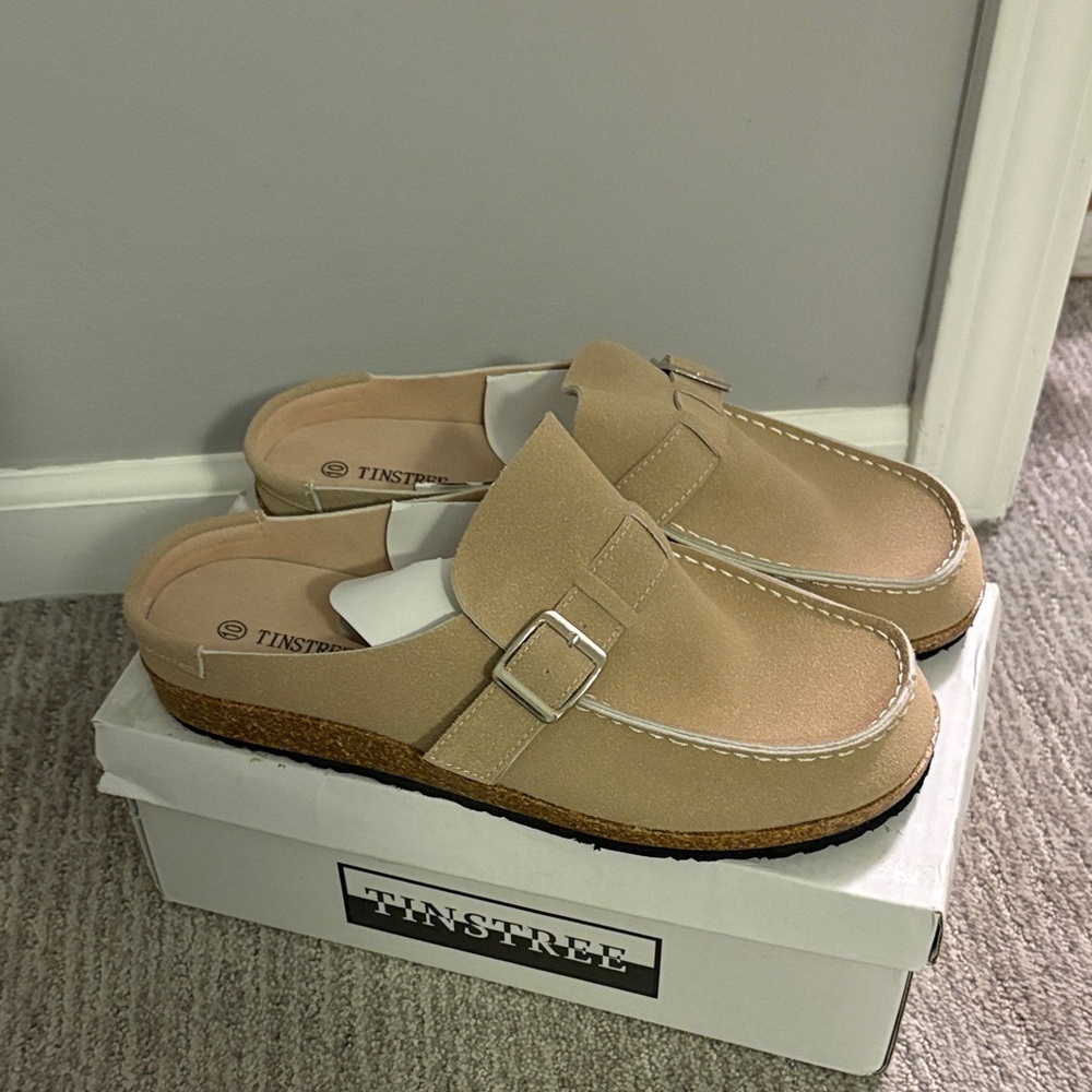 Tinstree Women's Tan Loafers